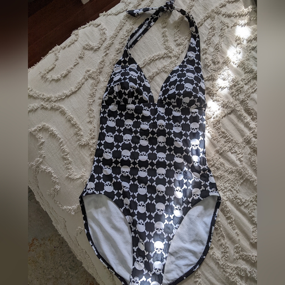 Kaligirlz Medium Skull Halter Bathing suit